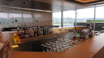 swiss first class lounge zuerich e bar 3