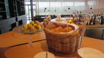 swiss first class lounge zuerich e bar 5