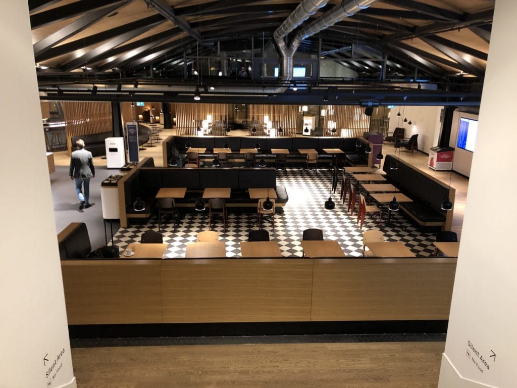 Swiss Senator Lounge Zurich A Gates Lounge von oben