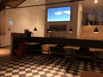 swiss senator lounge zurich a gates esstische monitor