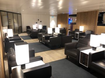 swiss senator lounge zurich a gates sitzbereich hinten