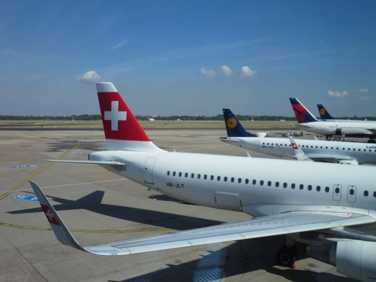 swiss lufthansa flughafen duesseldorf