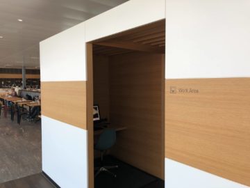 swiss senator lounge zuerich airport gates e arbeitskabine