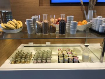 swiss senator lounge zuerich airport gates e muesli joghurt