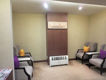 thai airways first class lounge bangkok zeitschriftenecke 2