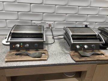 the qantas club melbourne sandwichmaker