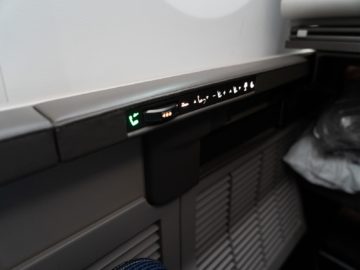 united airlines business class boeing 787 10 controler sitzeinstellung 1