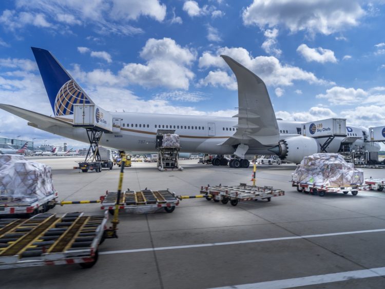 united airlines business class boeing 787 10 flugzeug 1