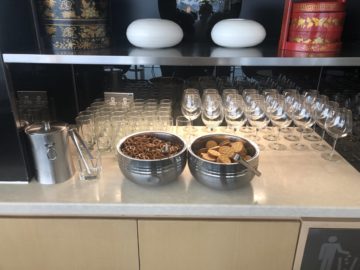 united club hong kong snacks