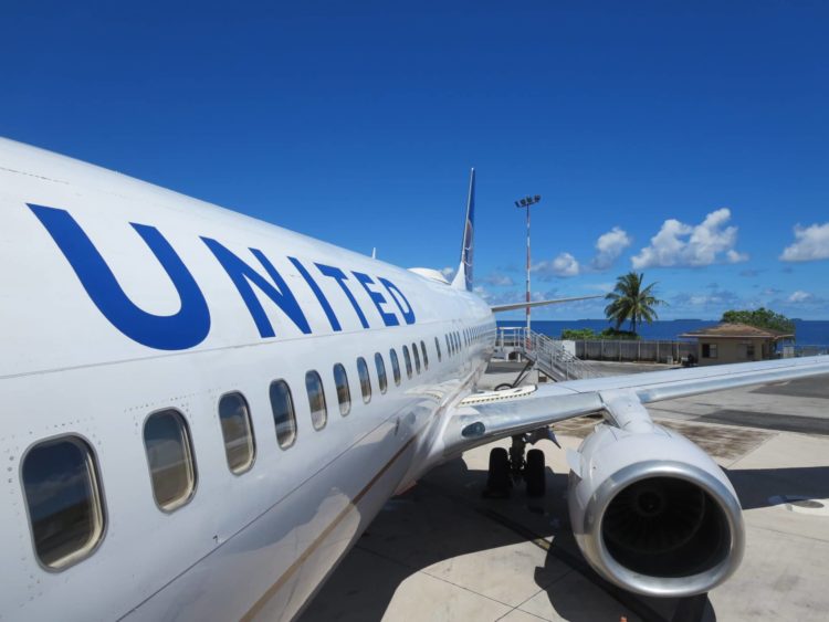 united island hopper boeing 737 majuro