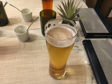 united polaris lounge los angeles dining room bier 2