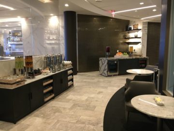 united polaris lounge los angeles getraenkestation 1