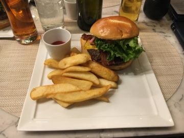 united polaris lounge los angeles united polaris burger 1